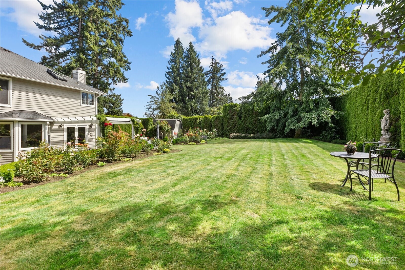 17906 Larch Way Property Photo 36