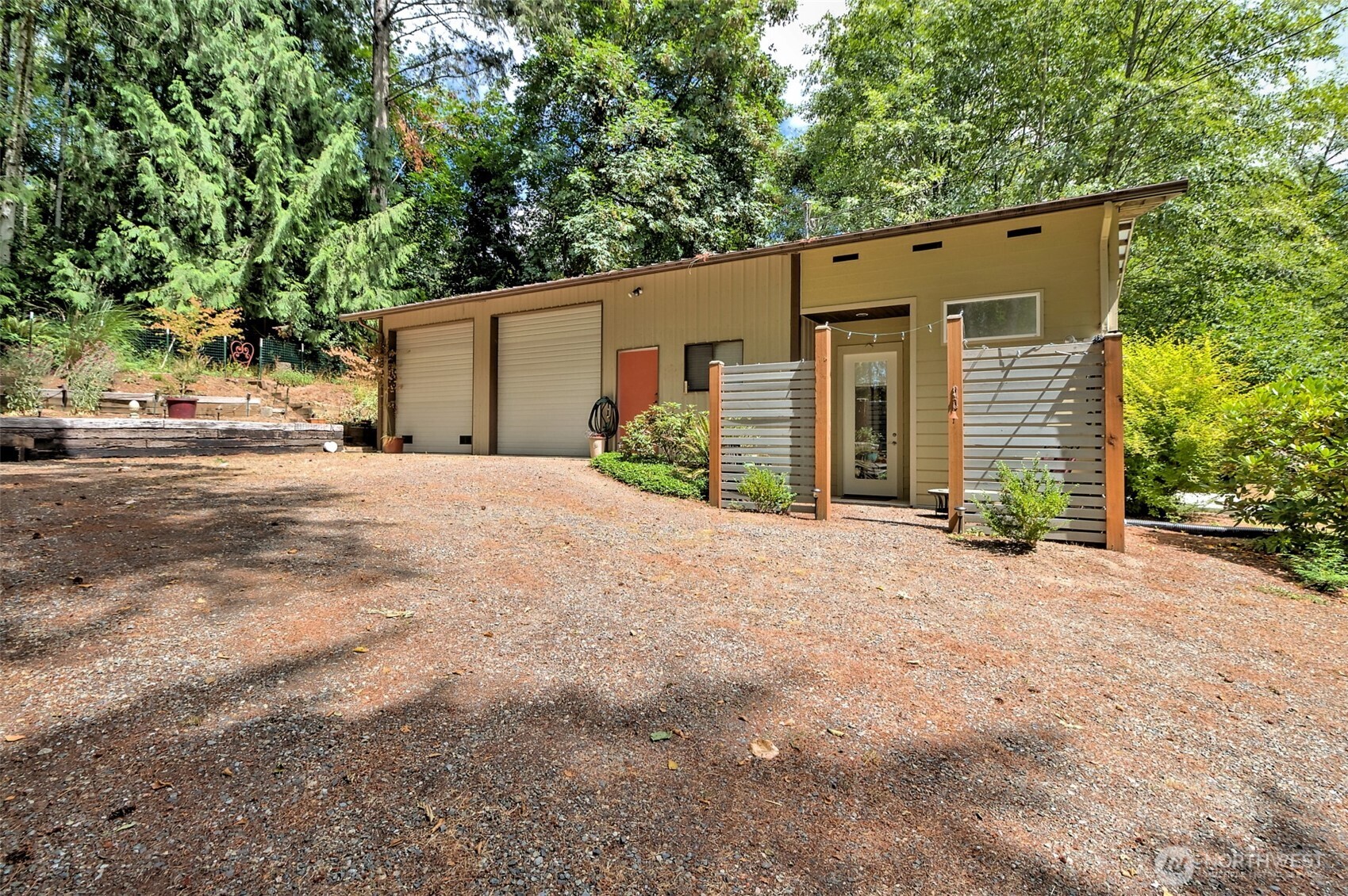 320 E Agate Beach Drive Property Photo 6