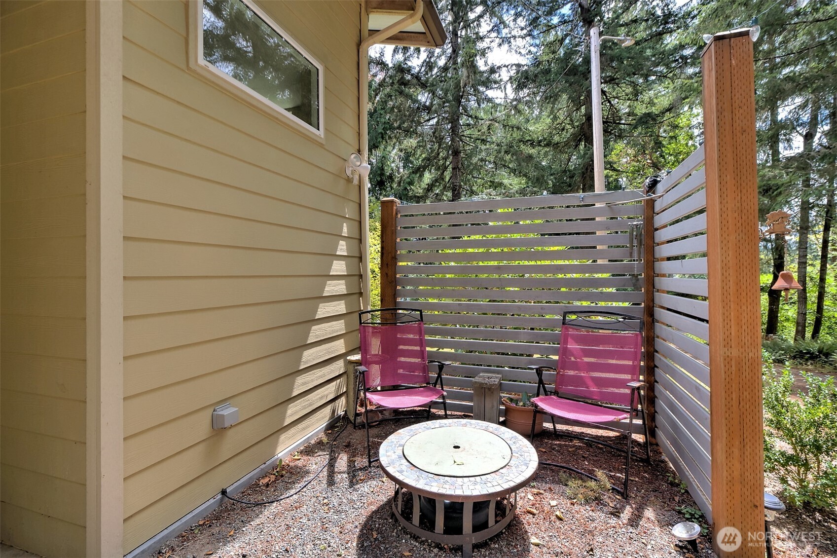320 E Agate Beach Drive Property Photo 8