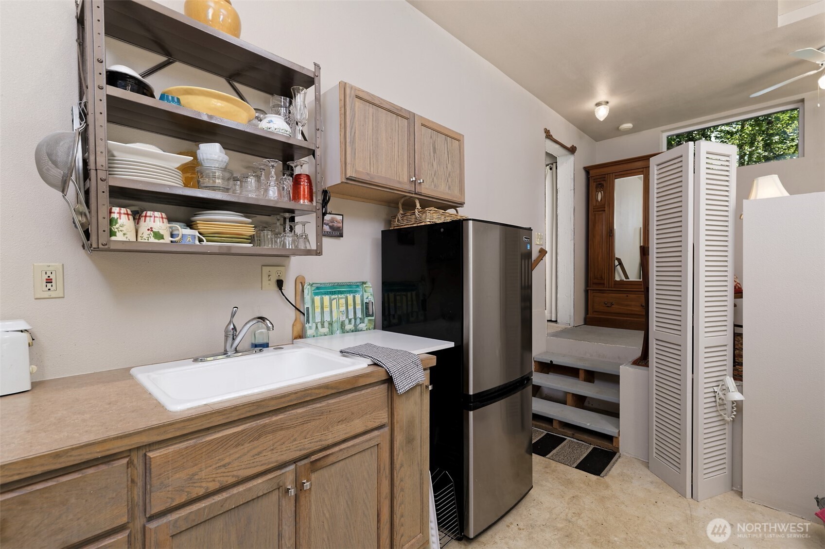 320 E Agate Beach Drive Property Photo 15