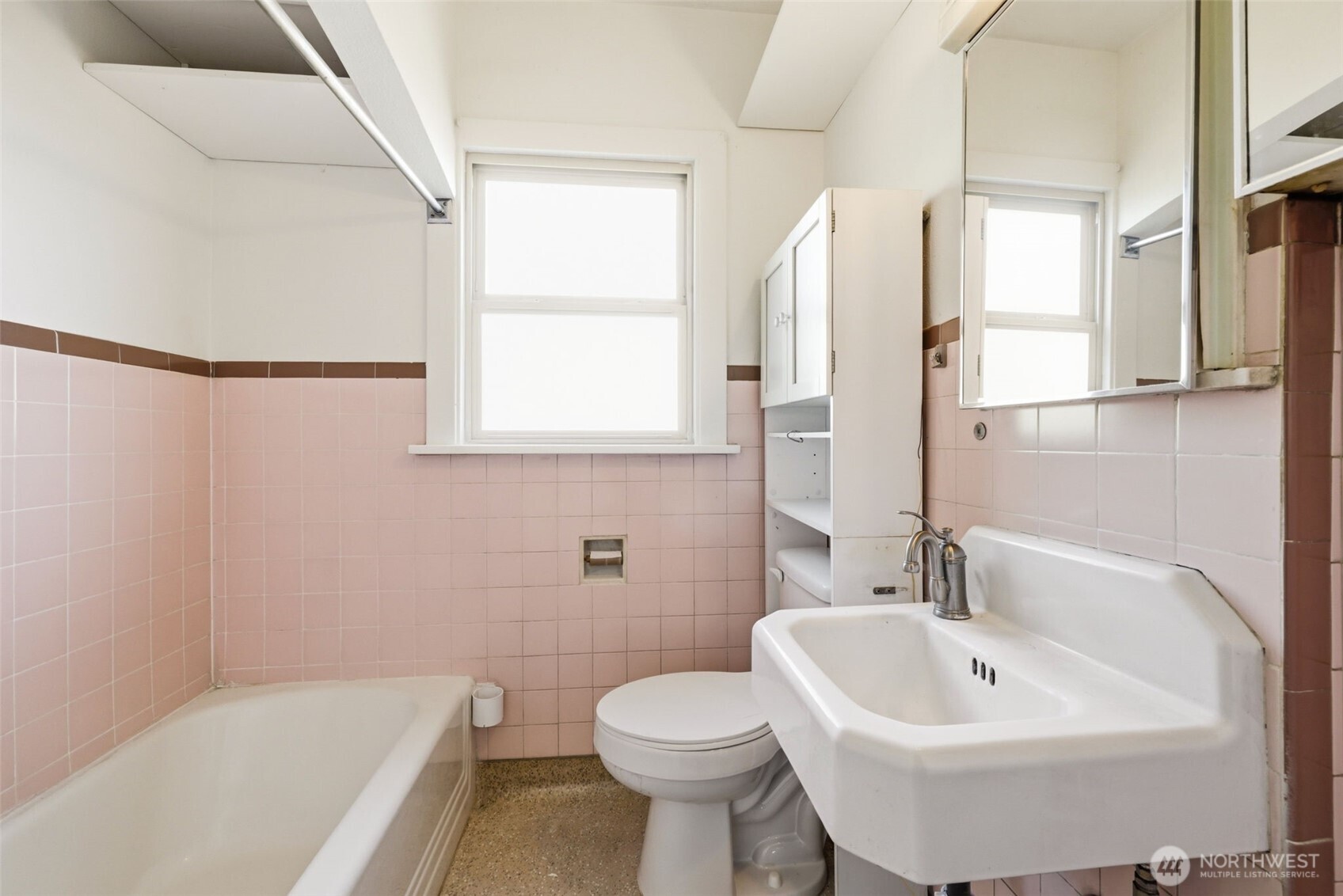 4620 N Pearl Street Property Photo 11