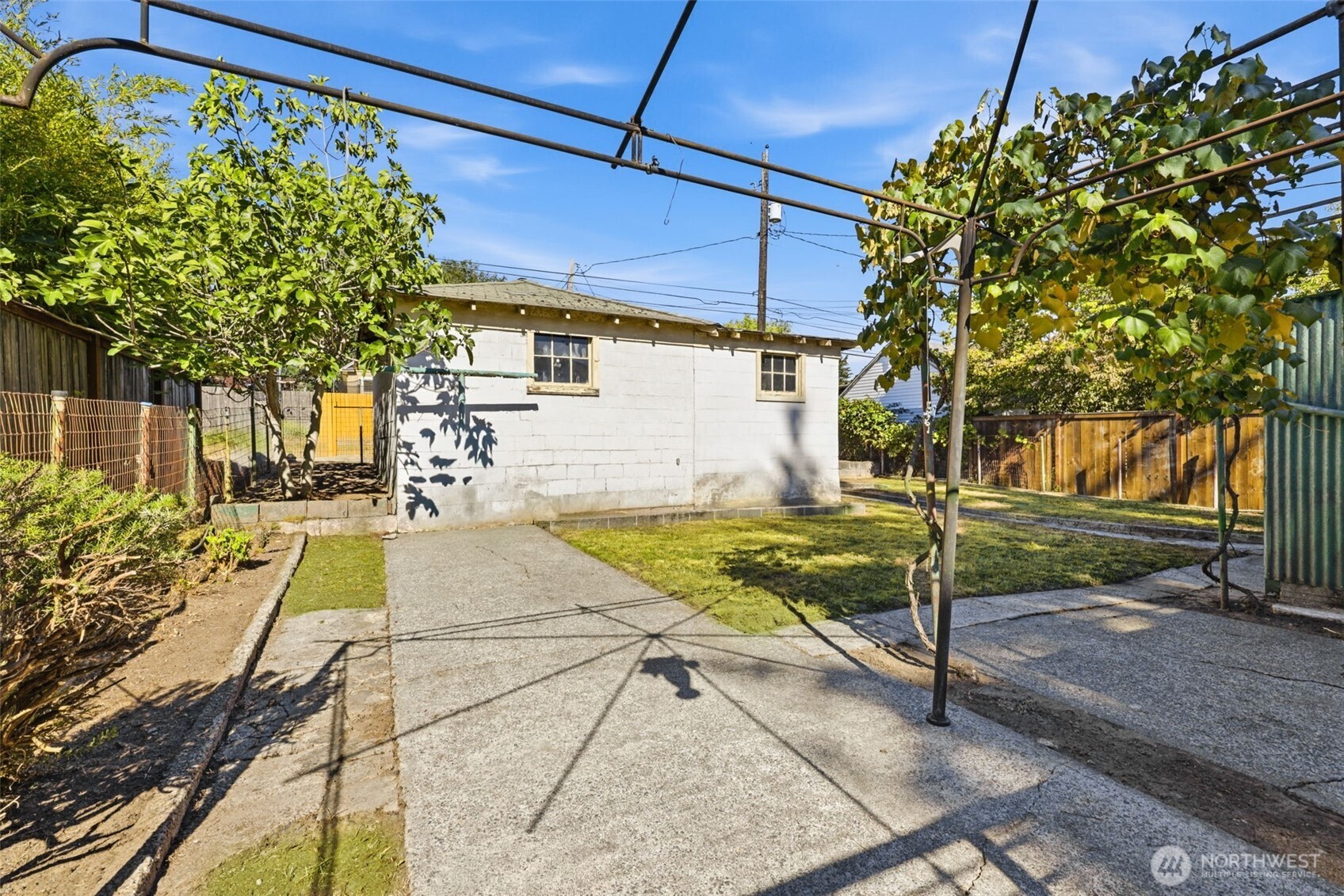 4620 N Pearl Street Property Photo 19
