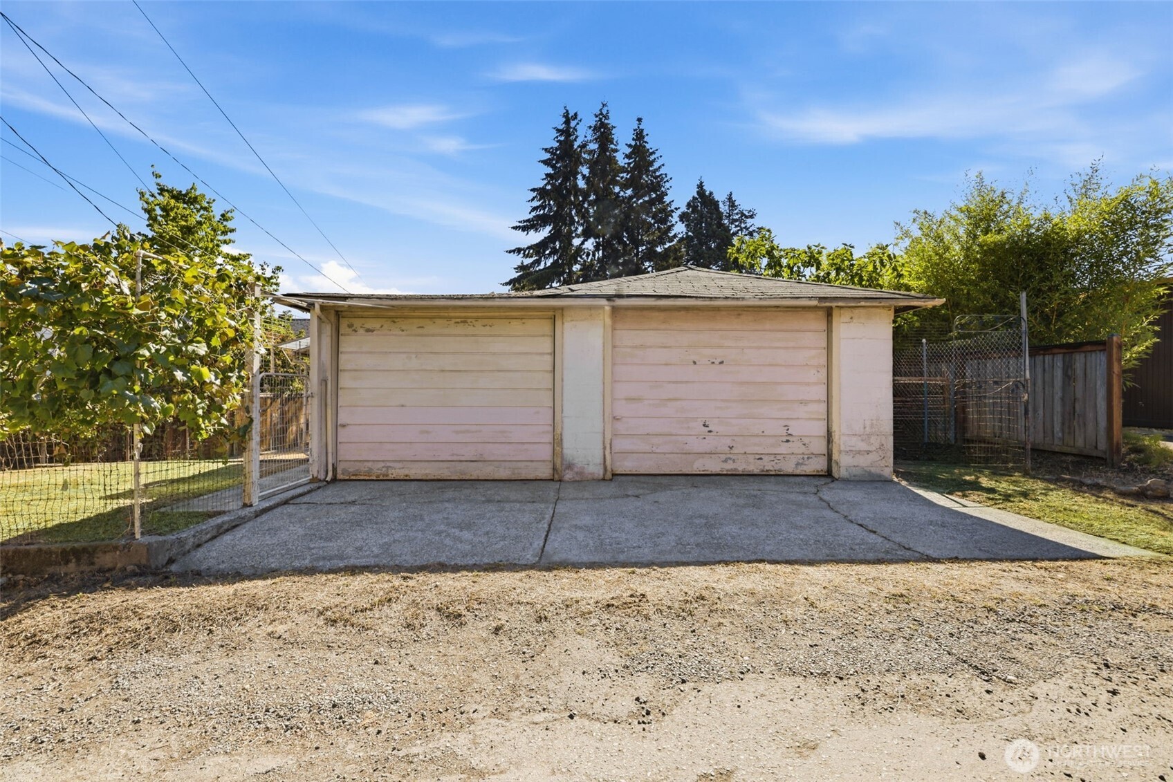 4620 N Pearl Street Property Photo 23