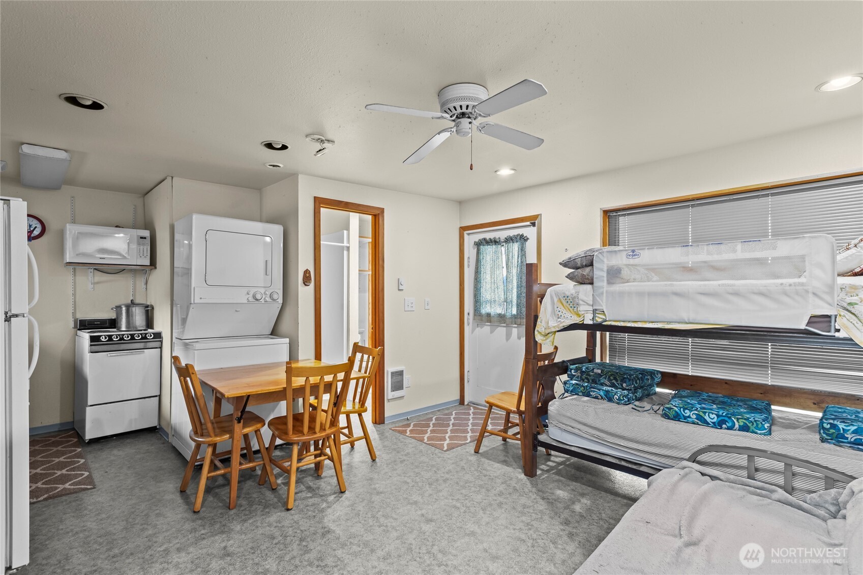 4920 Silver Lake Road Property Photo 17