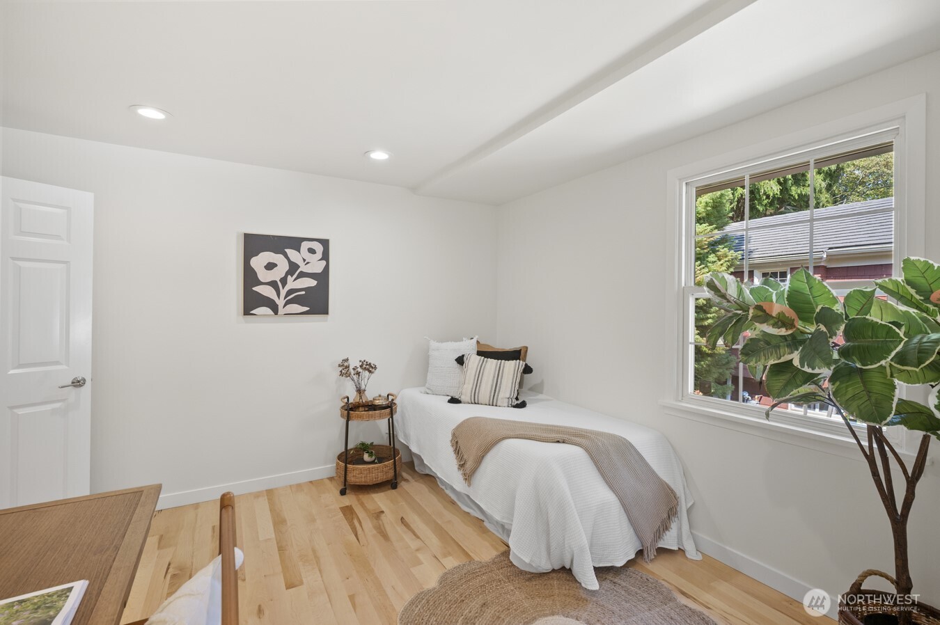 2916 Walnut Avenue Property Photo 13