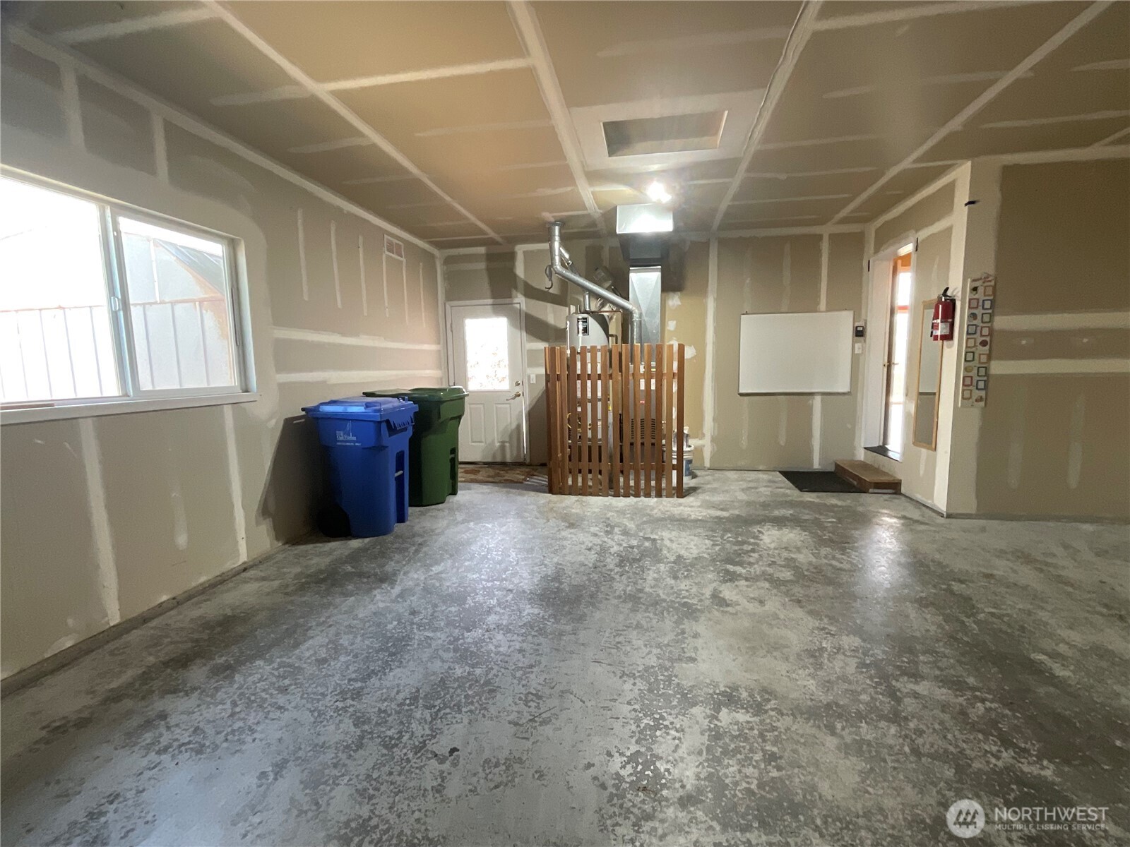 1382 Nw Kathleen Drive Property Photo 24