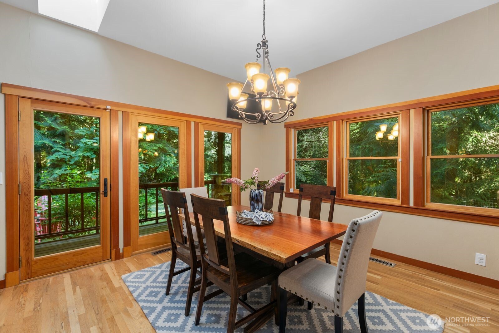 14677 Sivertson Road Property Photo 11