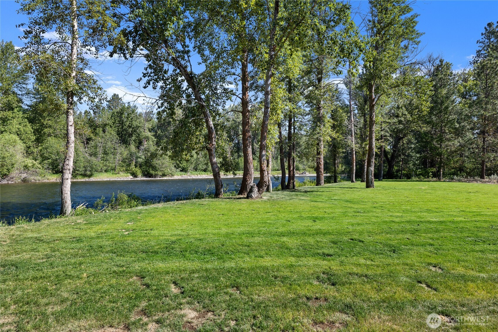 951 Mcdonald Road Property Photo 7