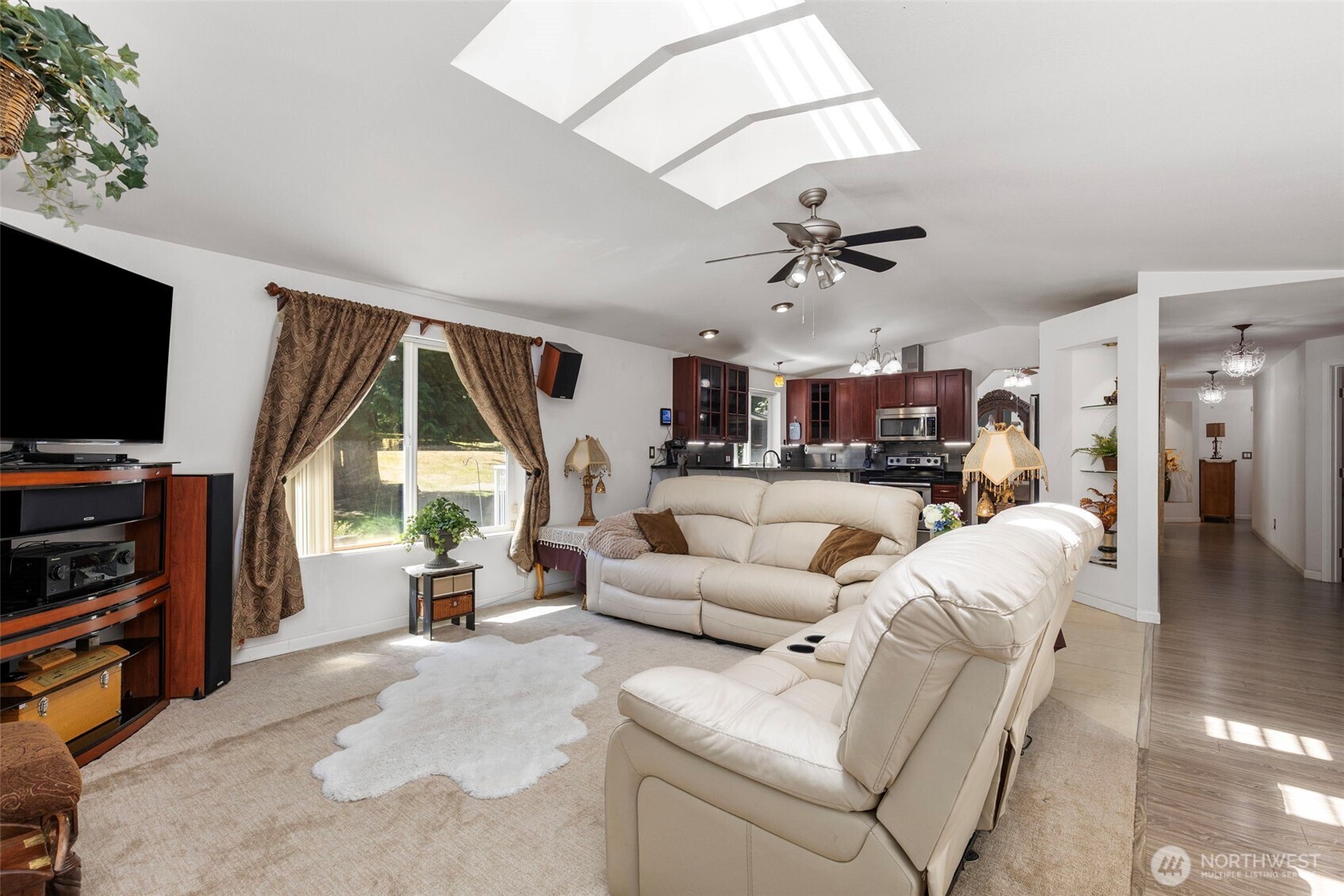 13482 Cedar Glen Lane Property Photo 4