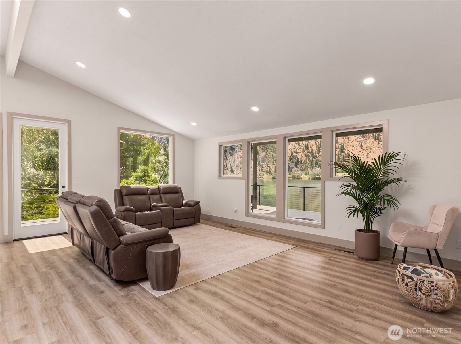 64 Van Winkle Road Property Photo 14