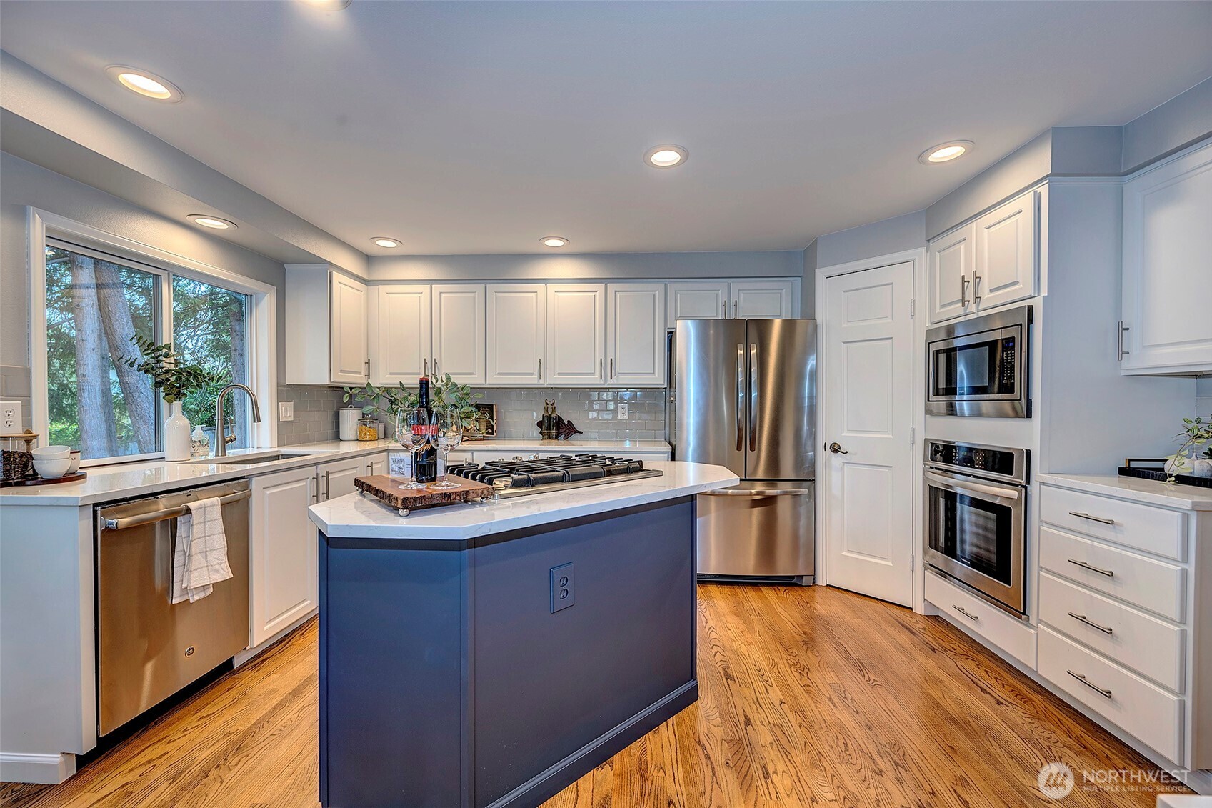 1832 231st Place Property Photo 6