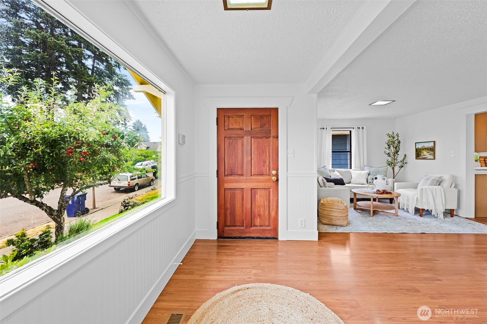1235 S Verde Street Property Photo 5