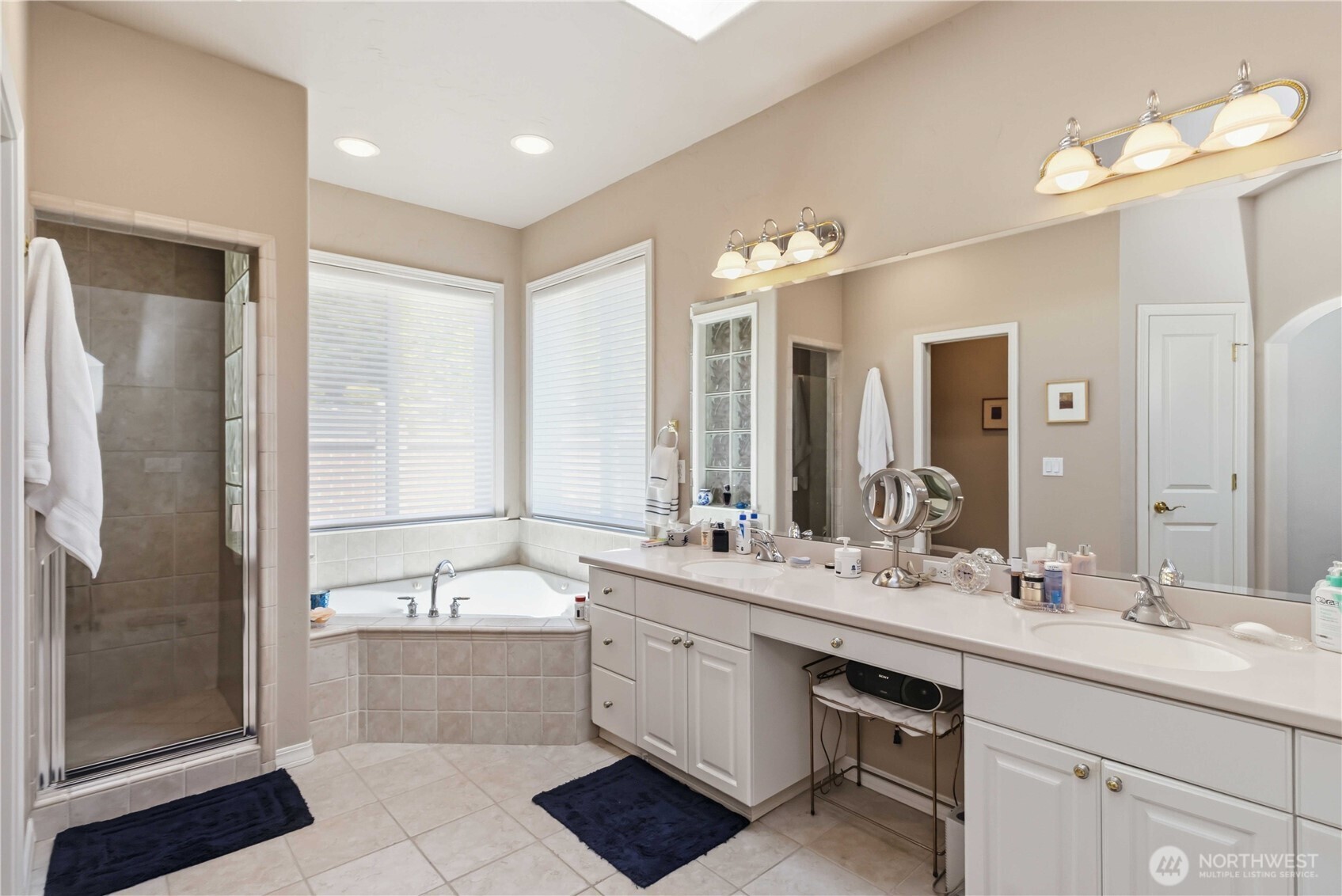 193 Alderwood Drive Property Photo 23