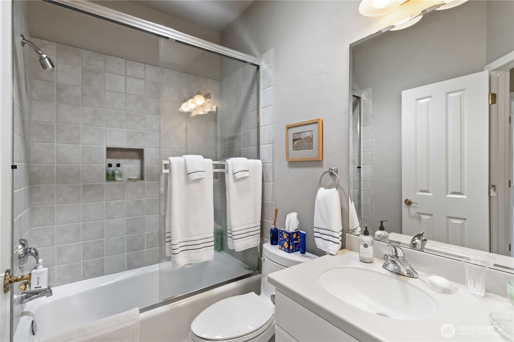 193 Alderwood Drive Property Photo 28