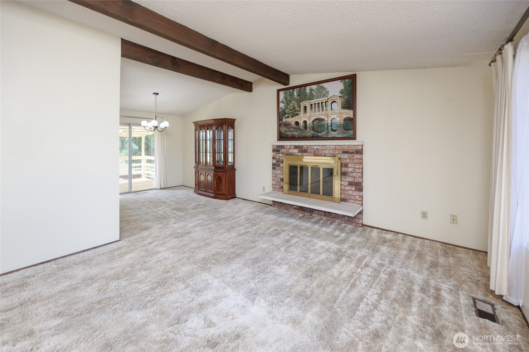 8926 Emerson Place Property Photo 5