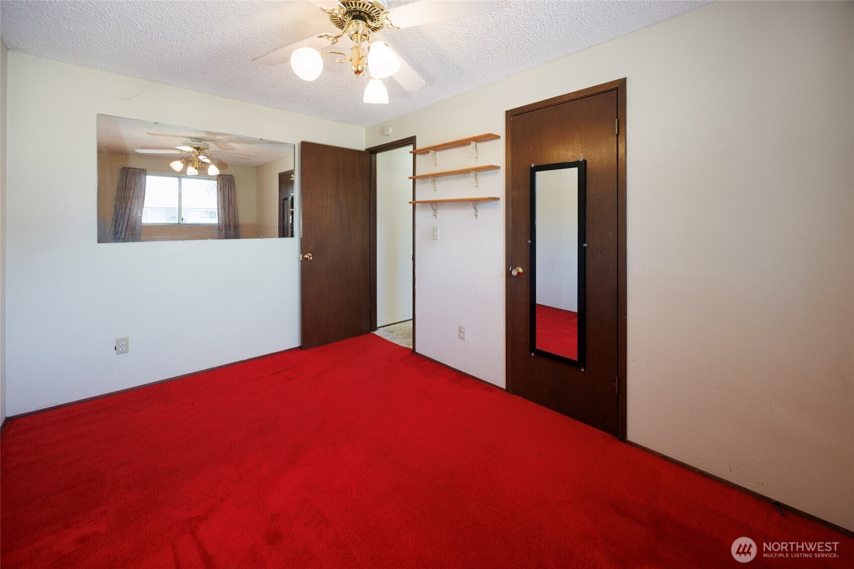 8926 Emerson Place Property Photo 13