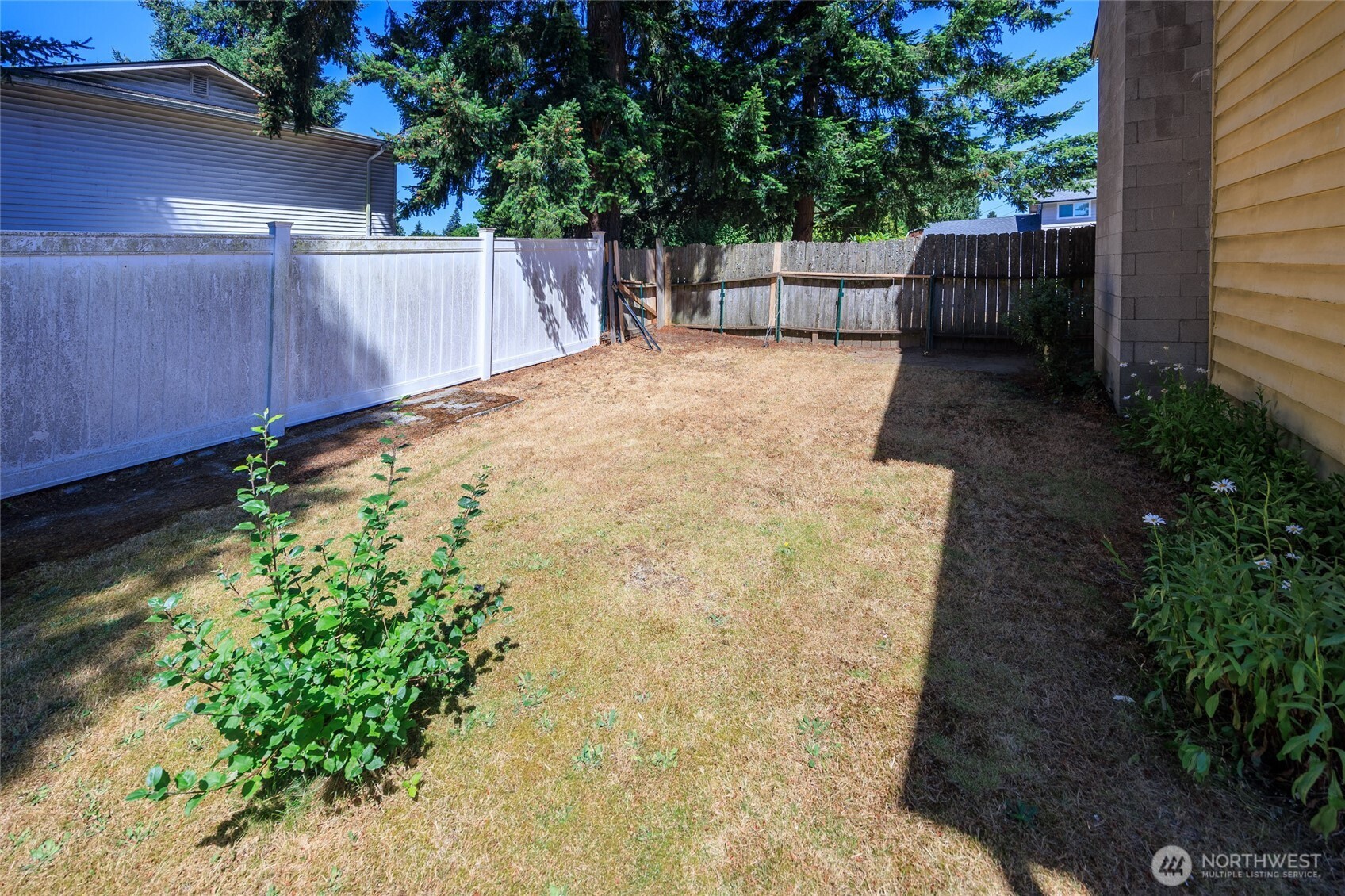 8926 Emerson Place Property Photo 19
