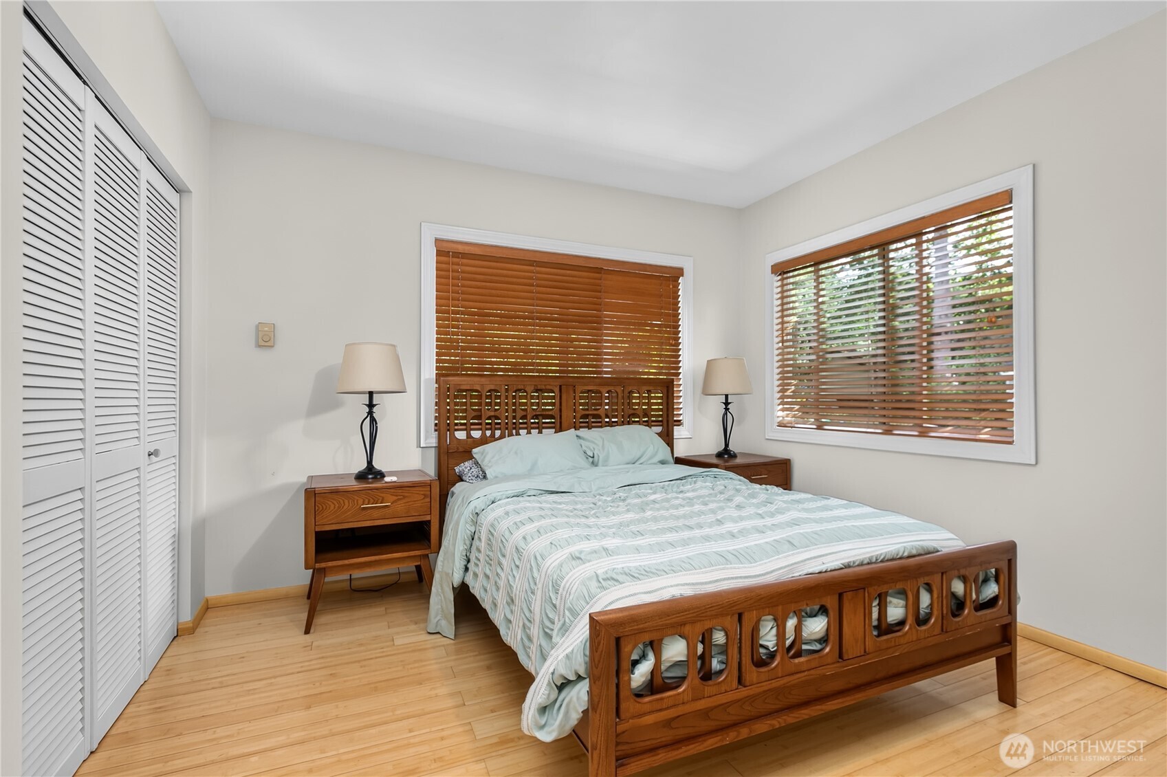14325 E Lake Goodwin Road Property Photo 11