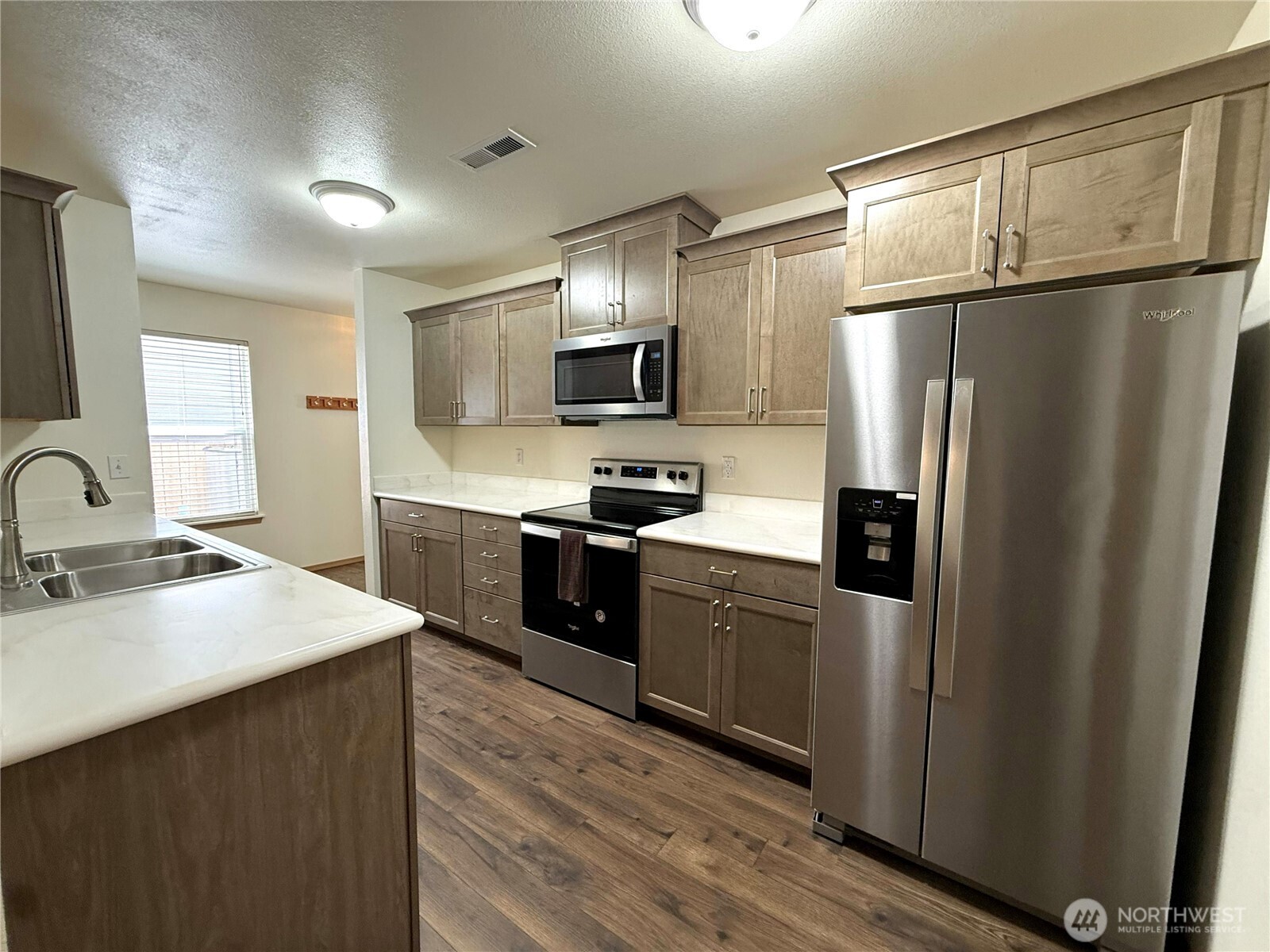 4218 Wonderwood Lane Property Photo 5
