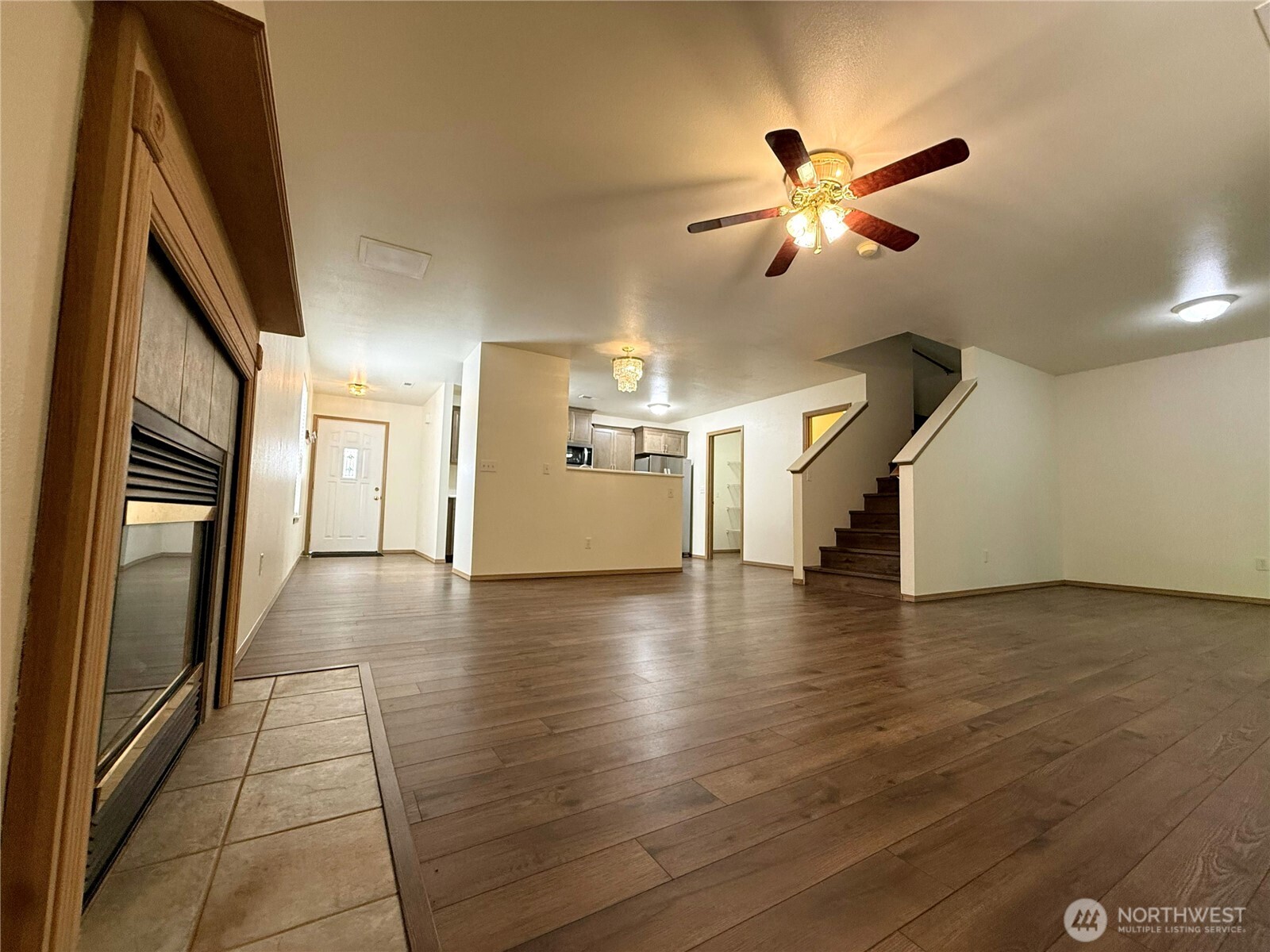 4218 Wonderwood Lane Property Photo 7