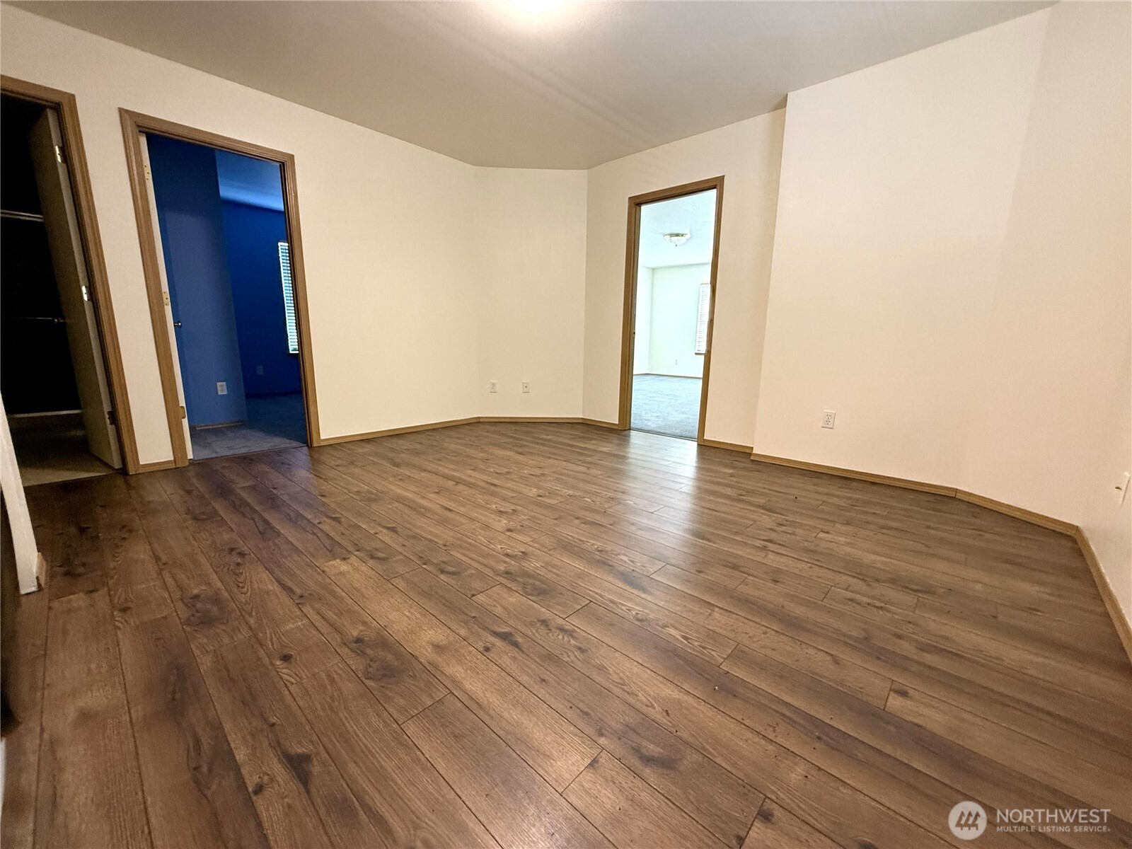 4218 Wonderwood Lane Property Photo 14