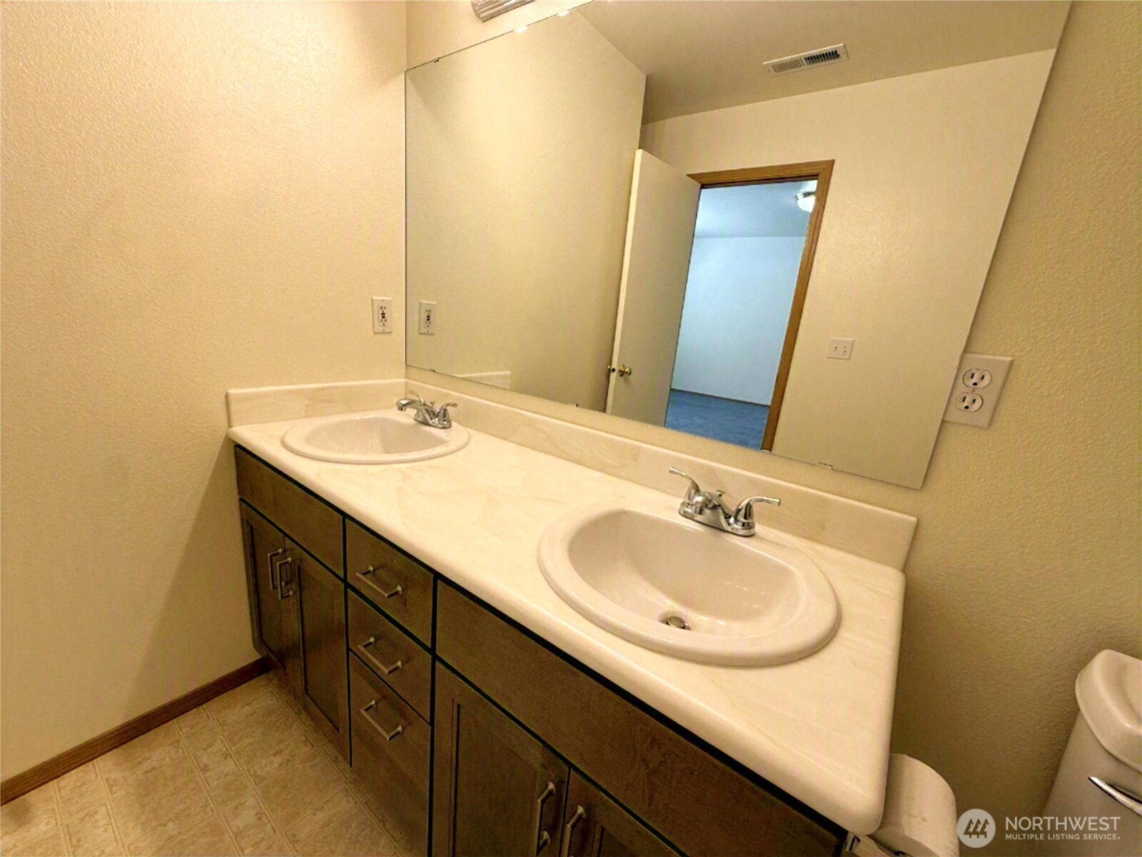 4218 Wonderwood Lane Property Photo 26