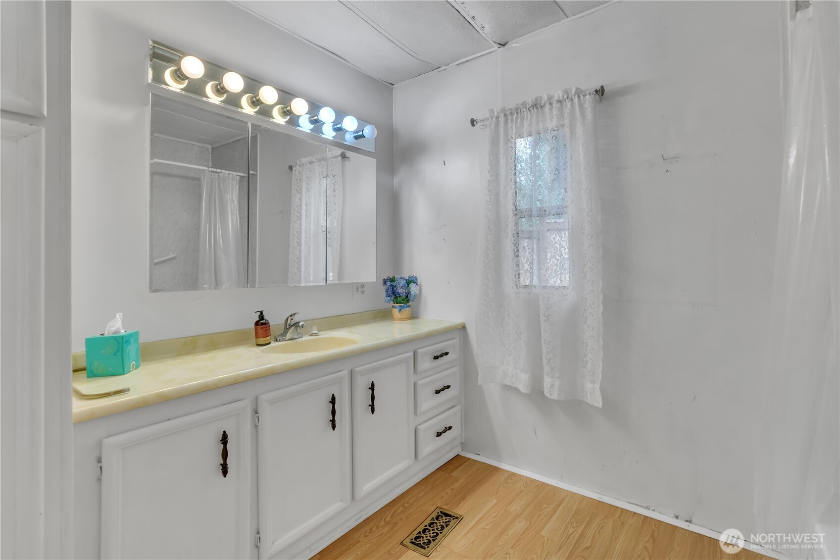 10414 Peacock Hill Avenue 39 Property Photo 17