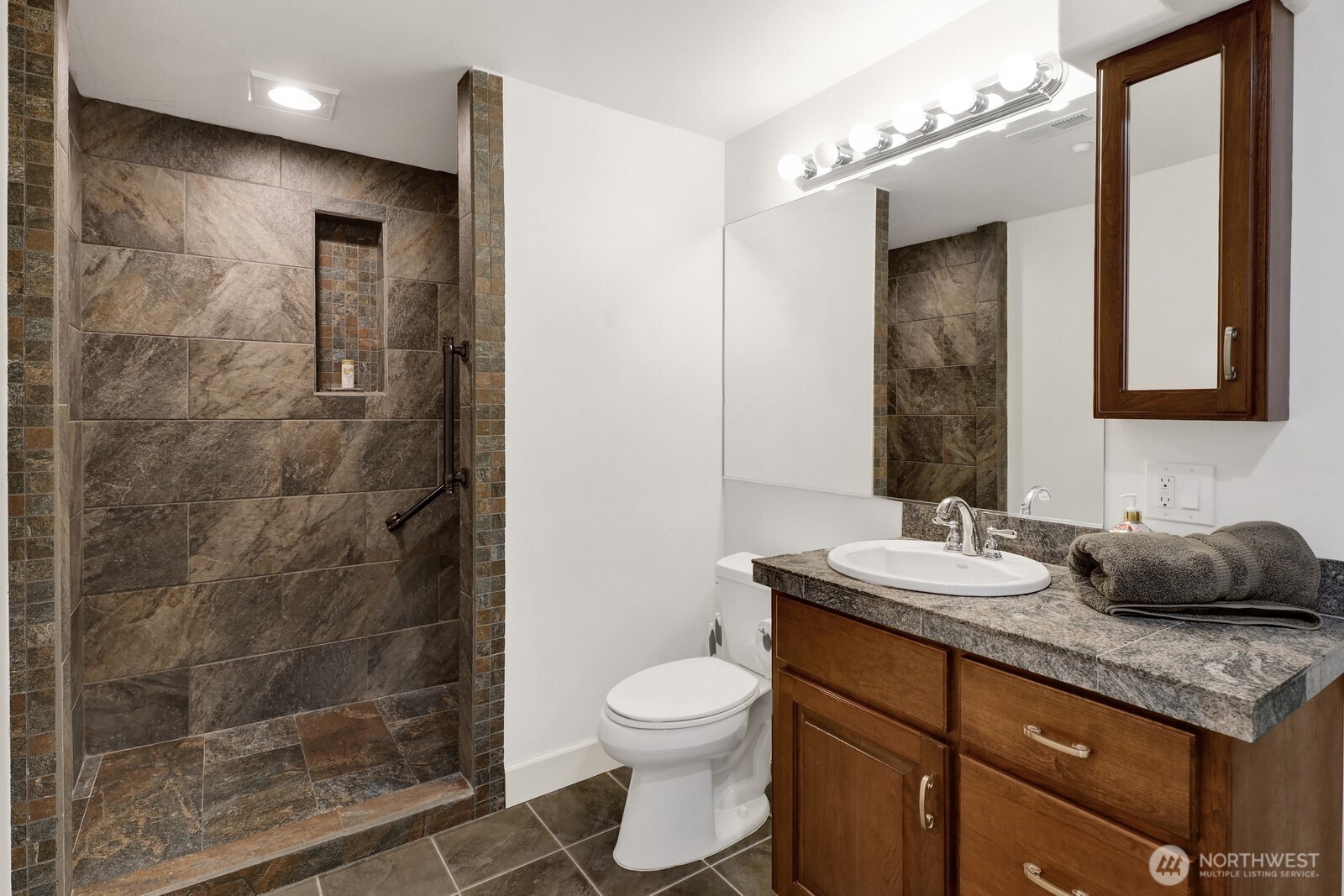 4921 Zander Drive Property Photo 33