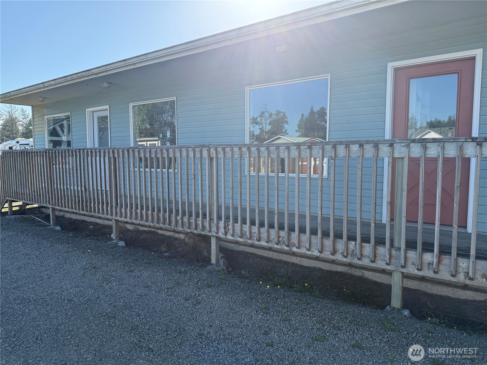1910 Bay Avenue Property Photo 8
