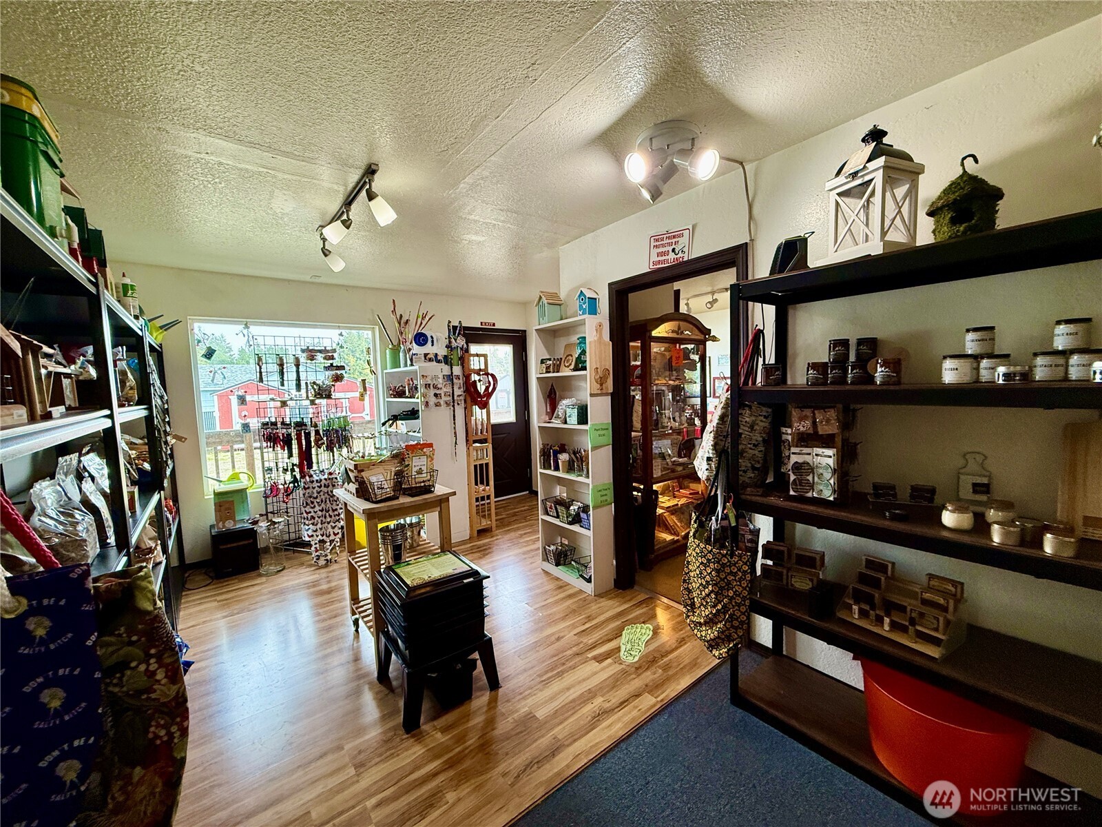1910 Bay Avenue Property Photo 14