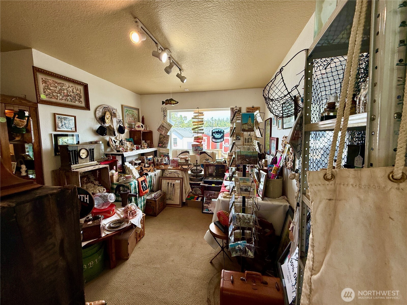 1910 Bay Avenue Property Photo 15