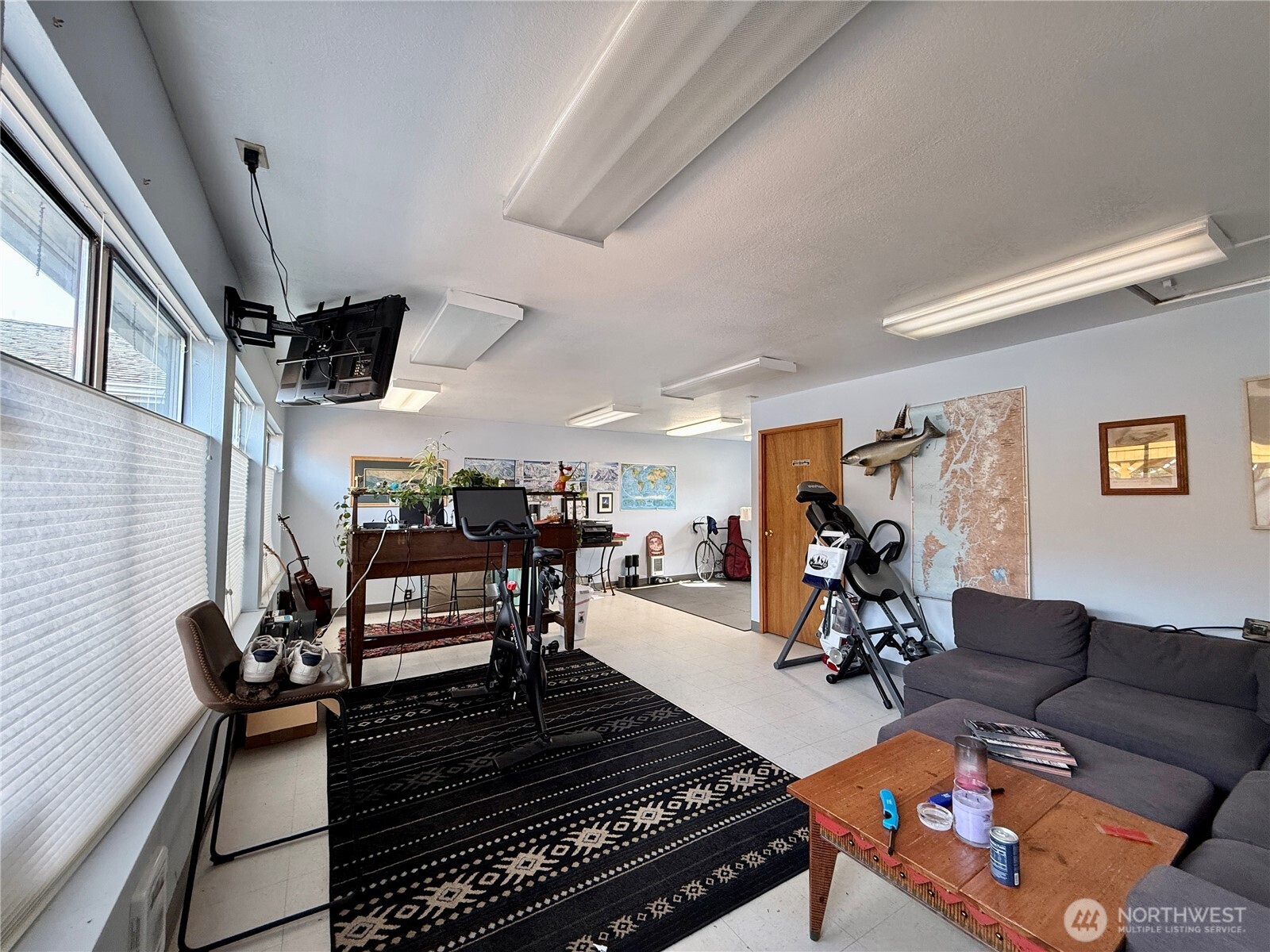 1910 Bay Avenue Property Photo 18