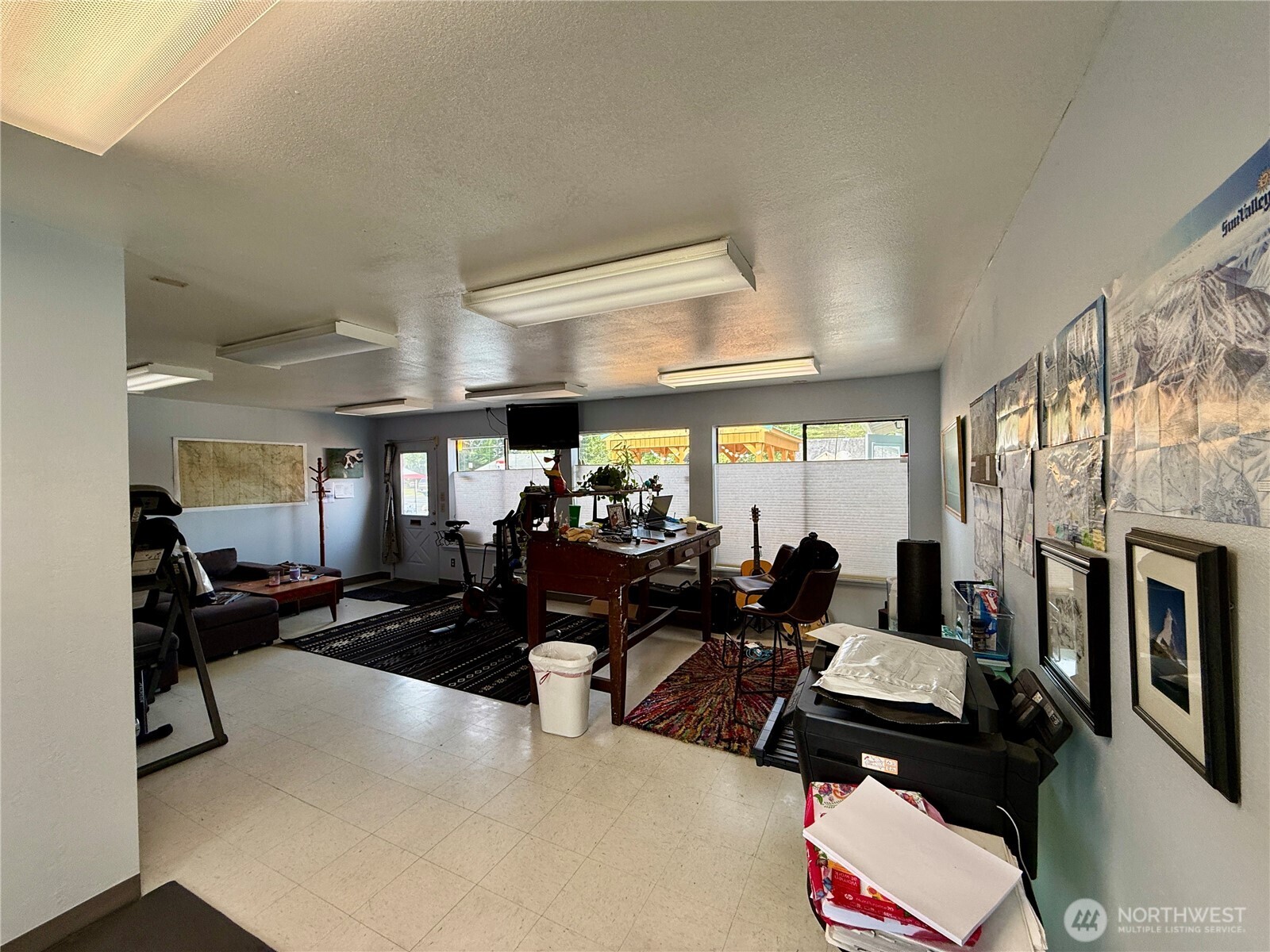 1910 Bay Avenue Property Photo 19