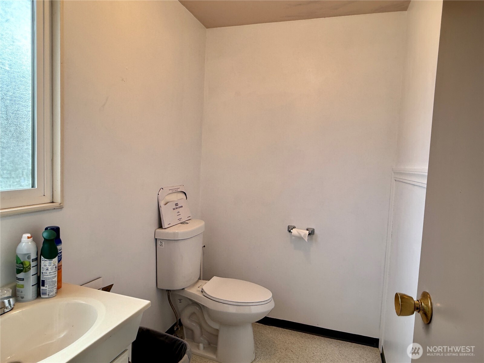1910 Bay Avenue Property Photo 21