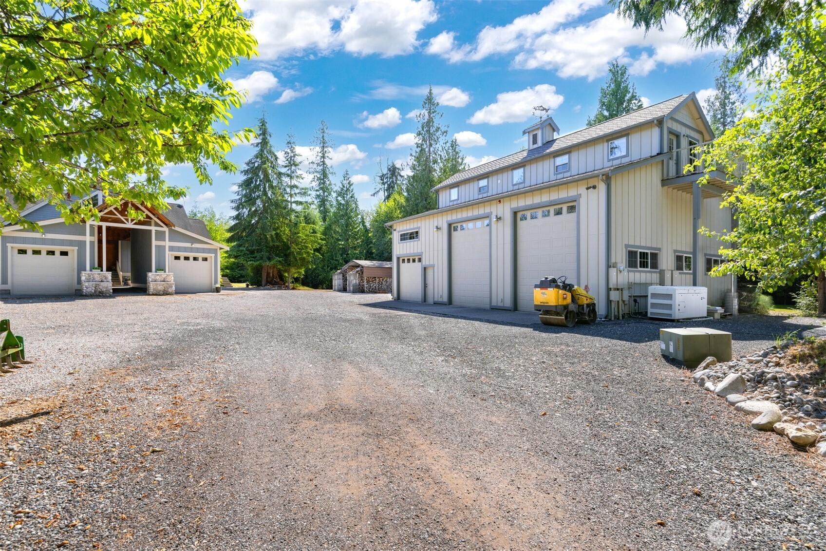 9474 Freedom Place Property Photo 6