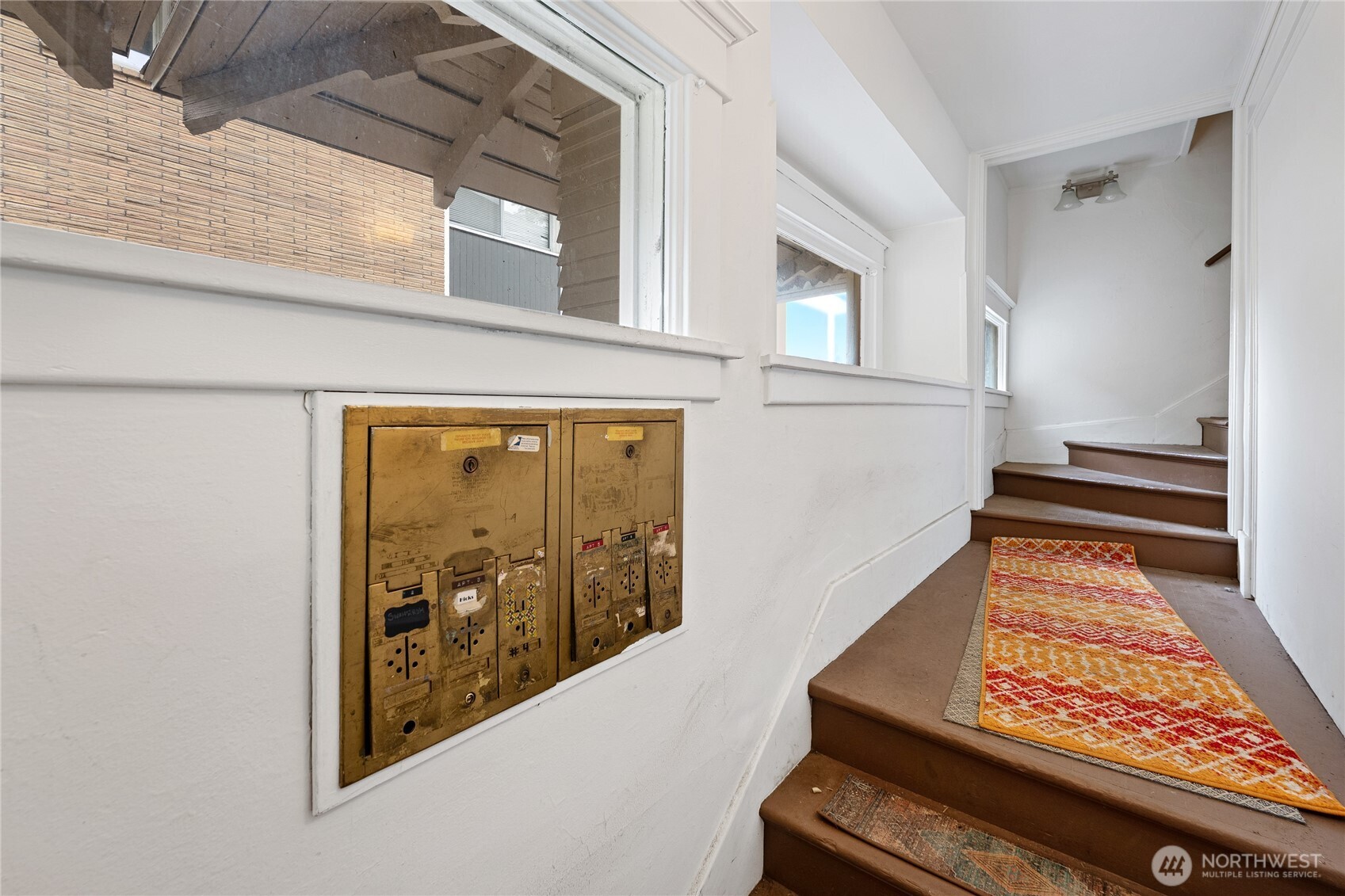 1414 W Tenth Avenue Property Photo 12