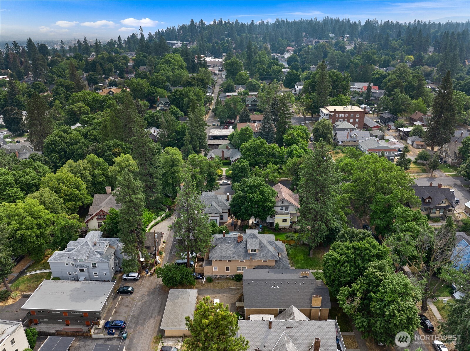 1414 W Tenth Avenue Property Photo 18