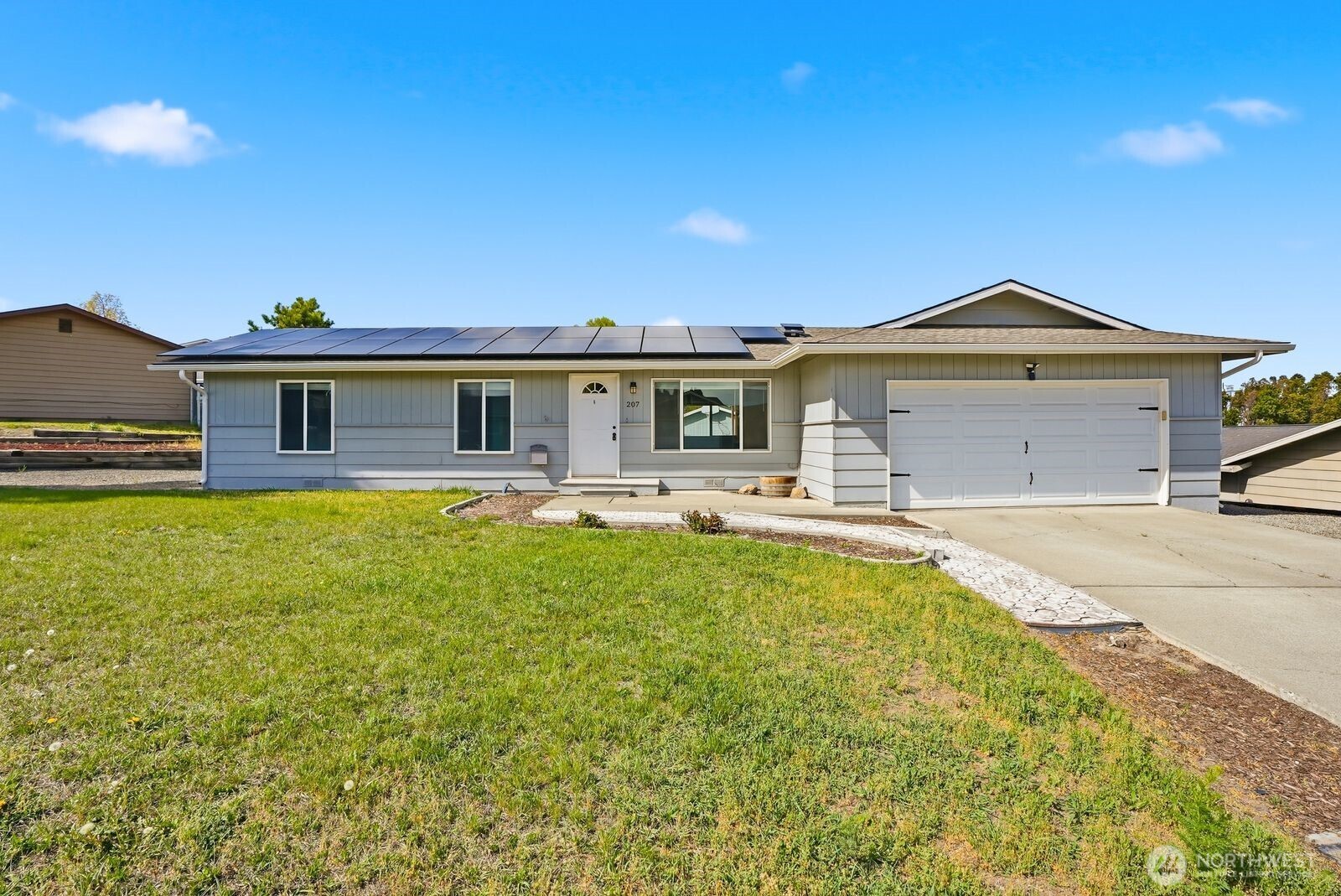 207 Palmer Drive Property Photo 1
