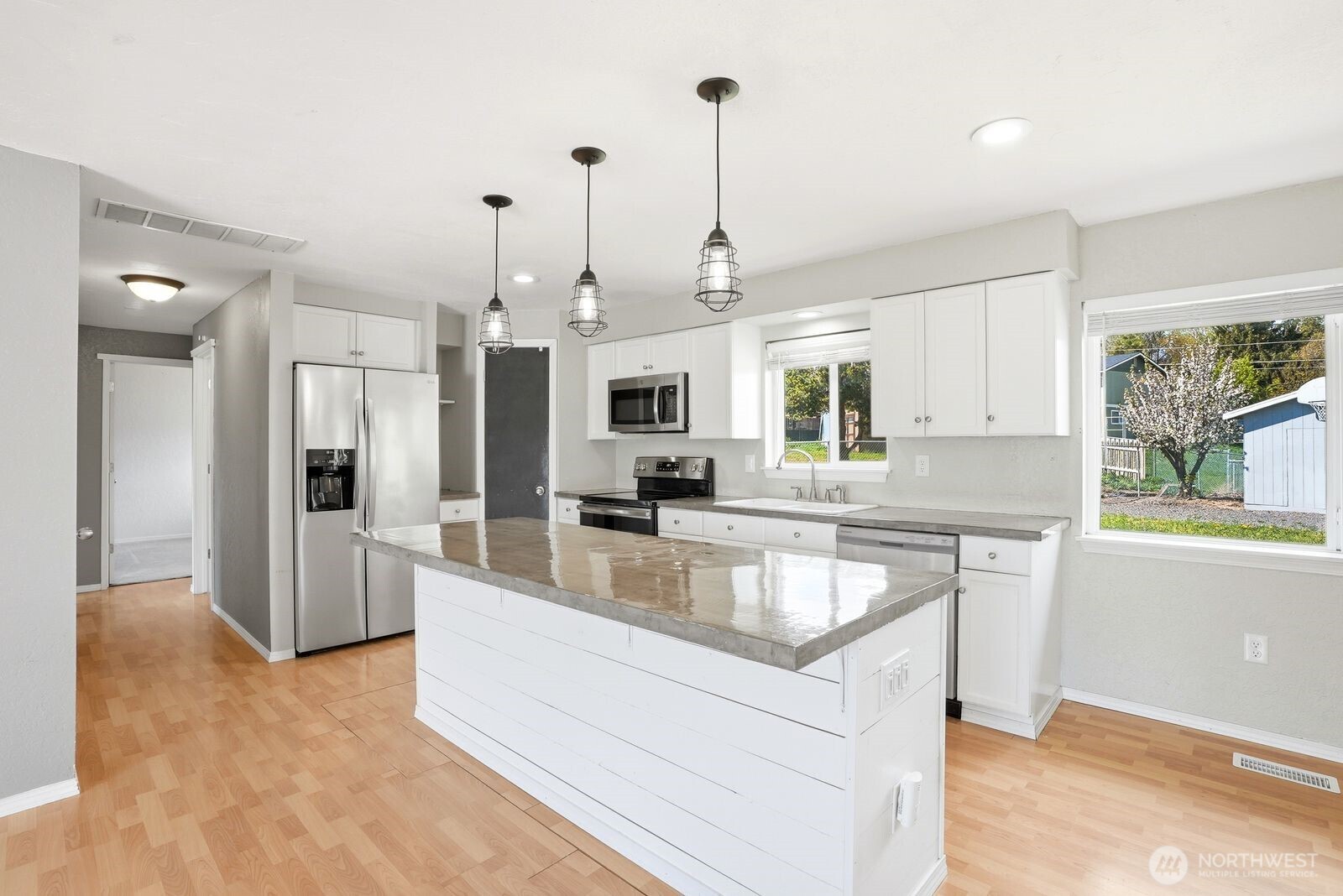 207 Palmer Drive Property Photo 8