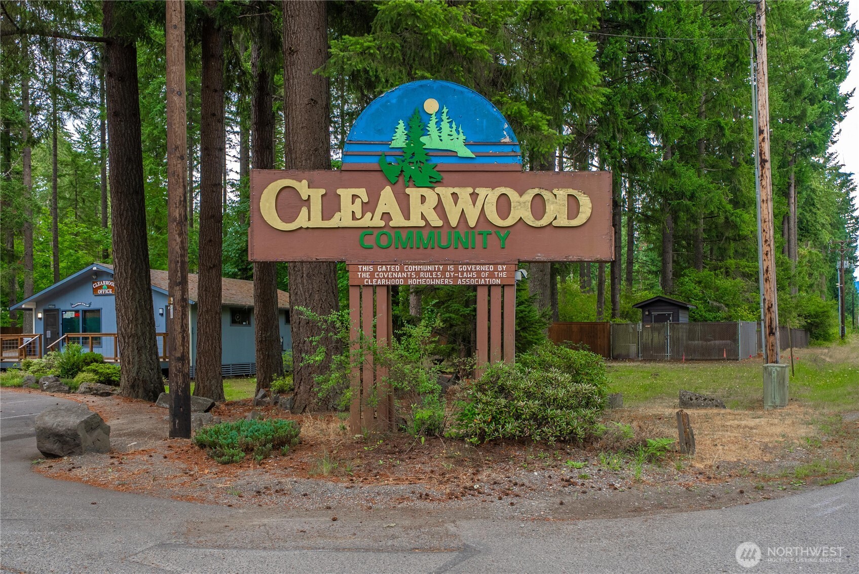 18236 Blue Hills Drive Property Photo 4