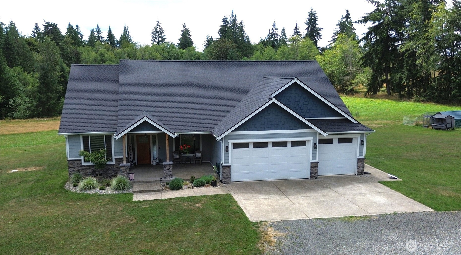 9007 Davis Road Property Photo 1