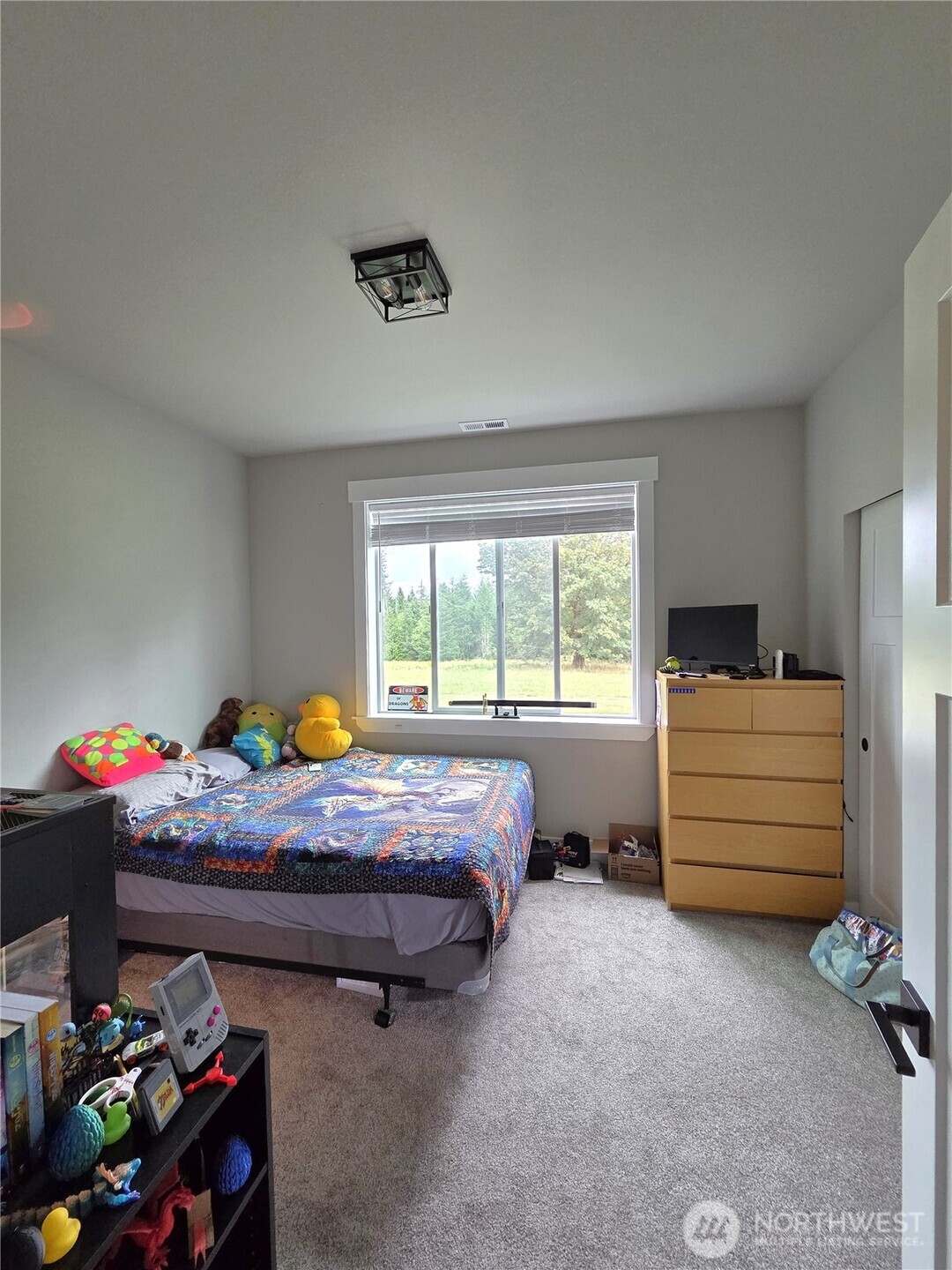 9007 Davis Road Property Photo 23