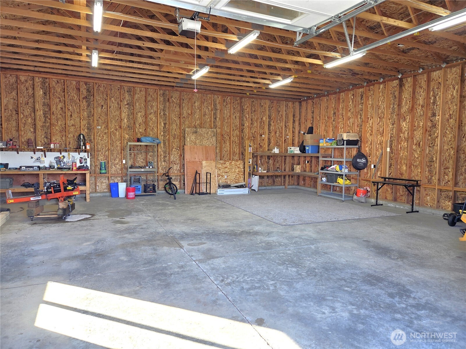 9007 Davis Road Property Photo 31