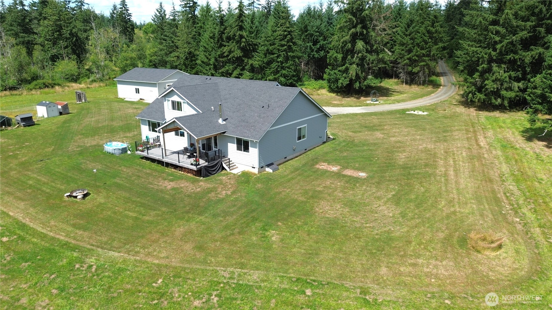 9007 Davis Road Property Photo 35