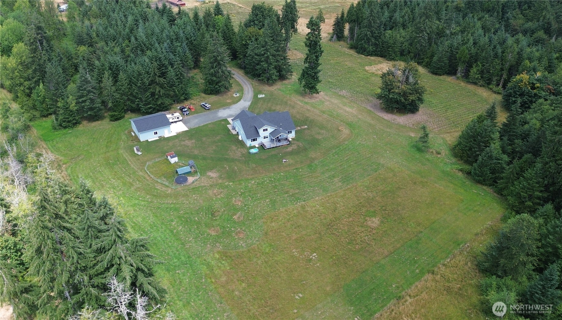 9007 Davis Road Property Photo 39