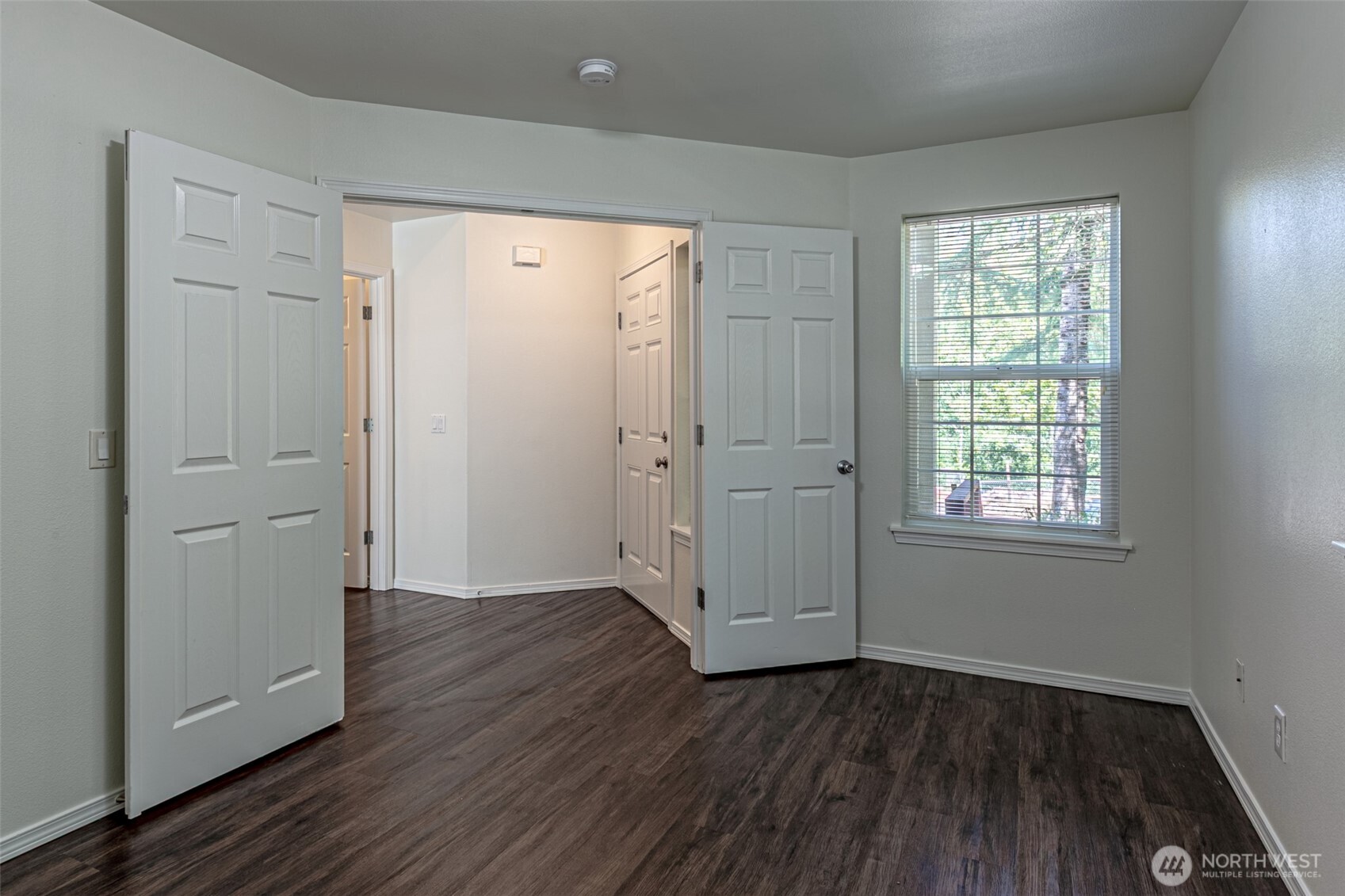 3919 Cooper Crest Drive Property Photo 5
