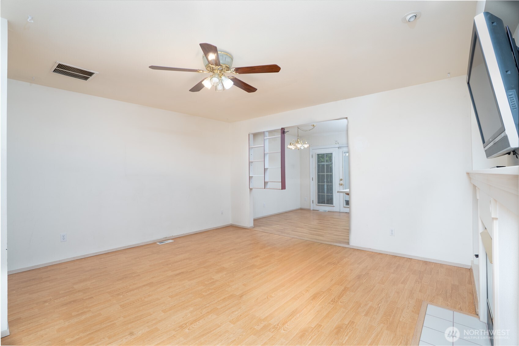 5209 79th Street Property Photo 6