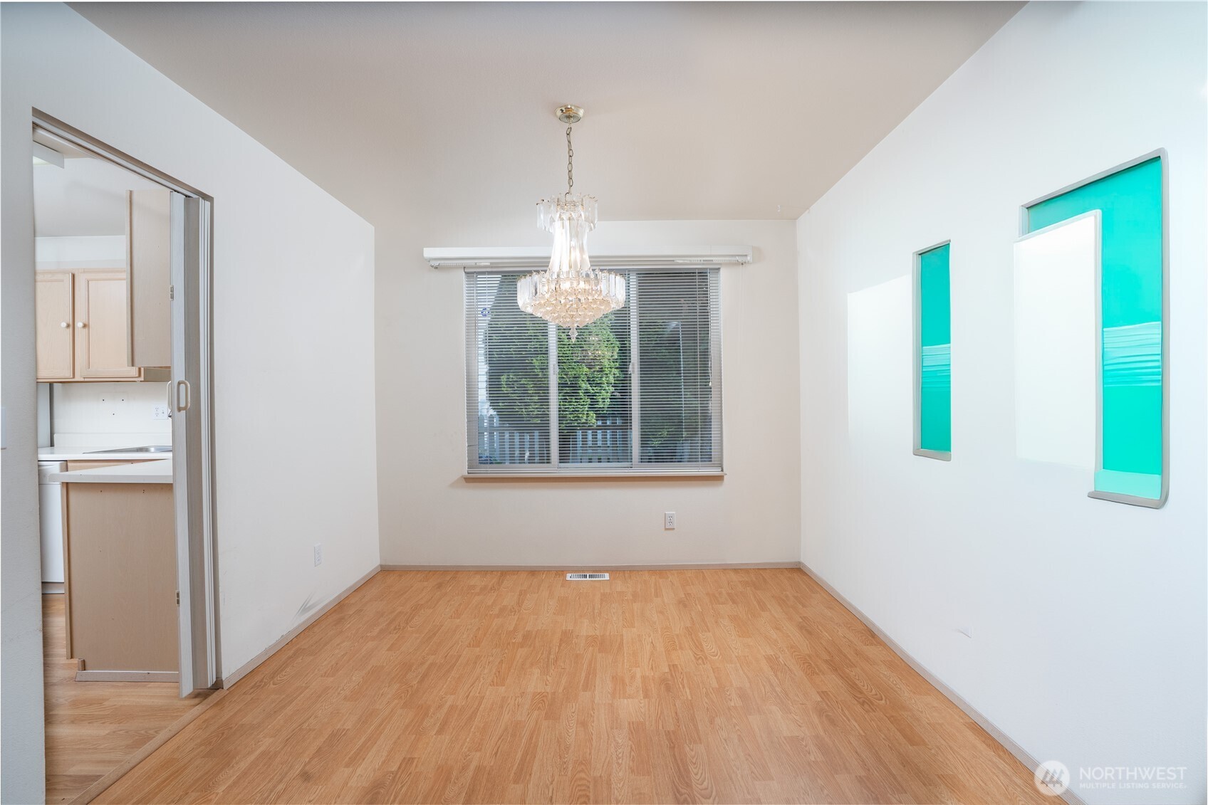 5209 79th Street Property Photo 3