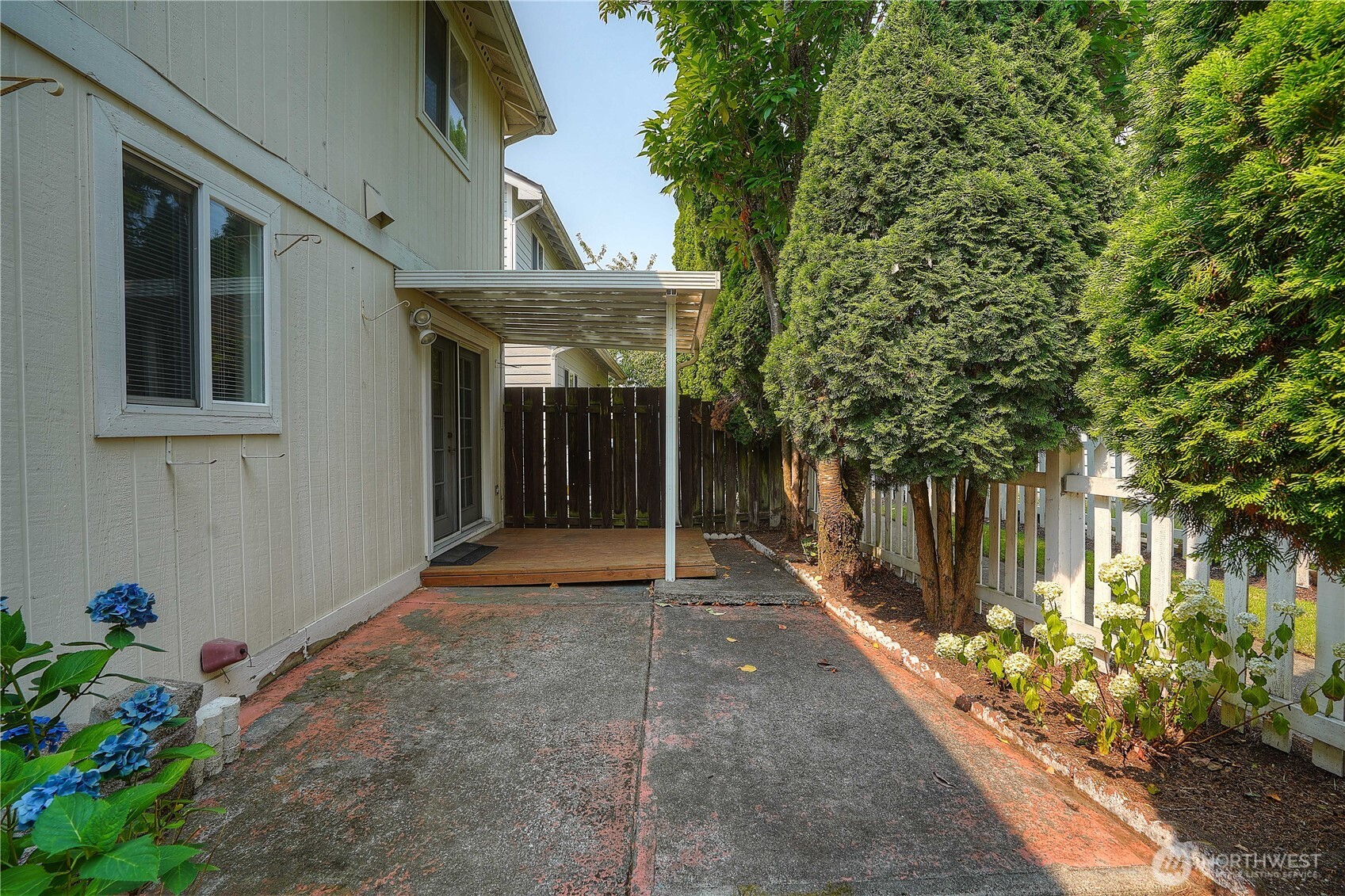 5209 79th Street Property Photo 20