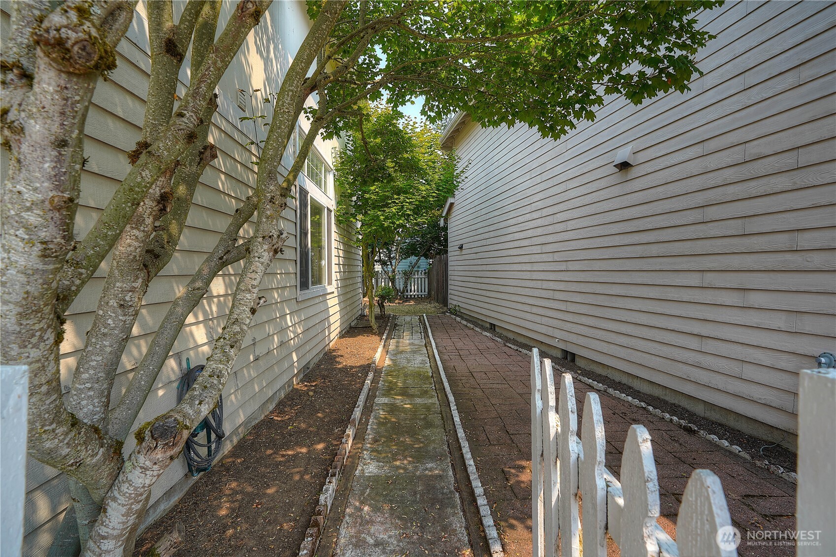 5209 79th Street Property Photo 24